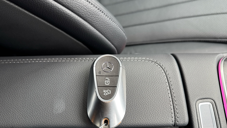 Mercedes-Benz E-Class E200 AMG Line 4dr 9G-Tronic Petrol Saloon